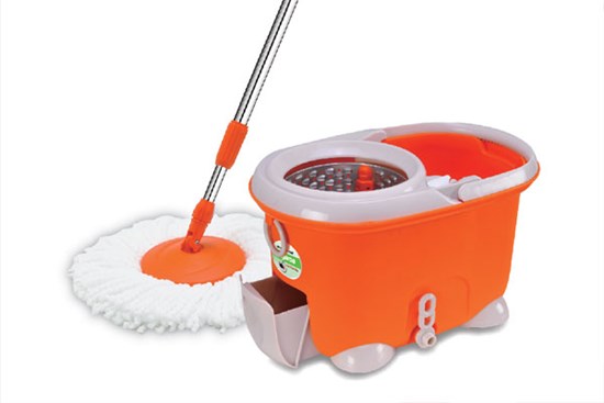 Cây lau nhà đen bẩn, chỉ với mẹo nhỏ lập tức sạch bách như mới