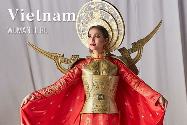 Bán kết Hoa hậu Chuyển giới: Hoài Sa biến mình thành tâm điểm khi chọn sắc đỏ, khoe hình thể nuột nà cùng vòng 1 nở nang!-9