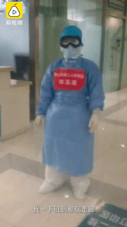 Nghe tin bữa tối có món súp gà, nữ y tá vùng dịch phấn khích đến mức nhảy chicken dance khắp hành lang-1