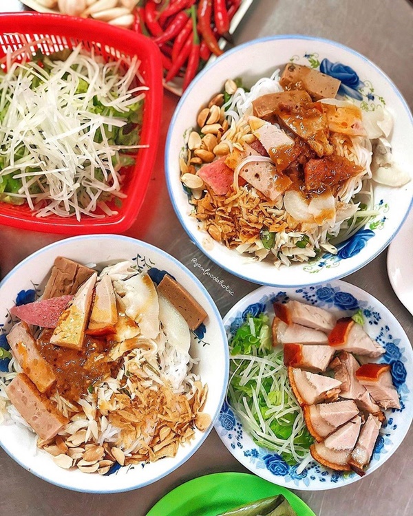Bánh ướt heo quay và 3 món ngon nức tiếng miền Trung-5