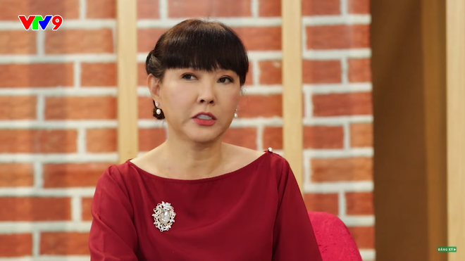 Diễn viên phim Phạm Công Cúc Hoa: Tôi rất hoang mang, bước chân ra đường là bị con nít cầm đá đuổi ném-2