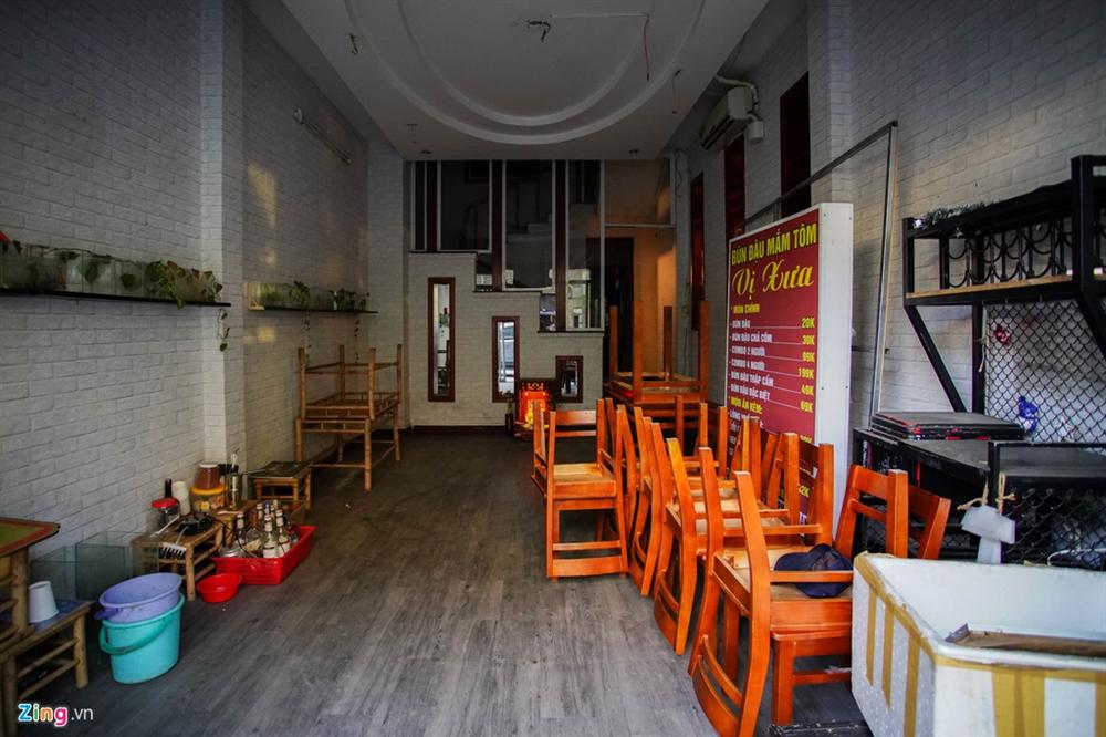 Hàng quán đóng cửa đồng loạt, chủ nhà vẫn không giảm giá thuê-4