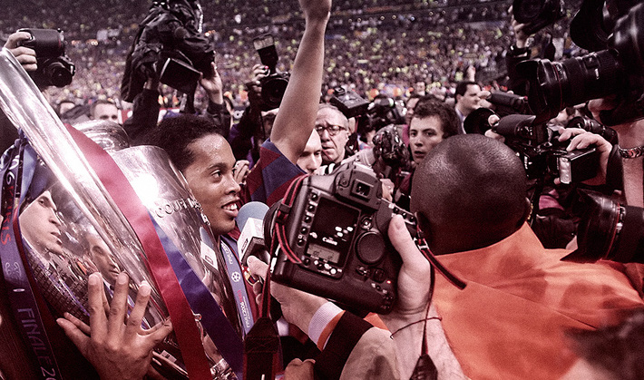 Ronaldinho - từ thiên tài trên đỉnh túc cầu đến cái gã trai hoang đàng trong xà lim-2