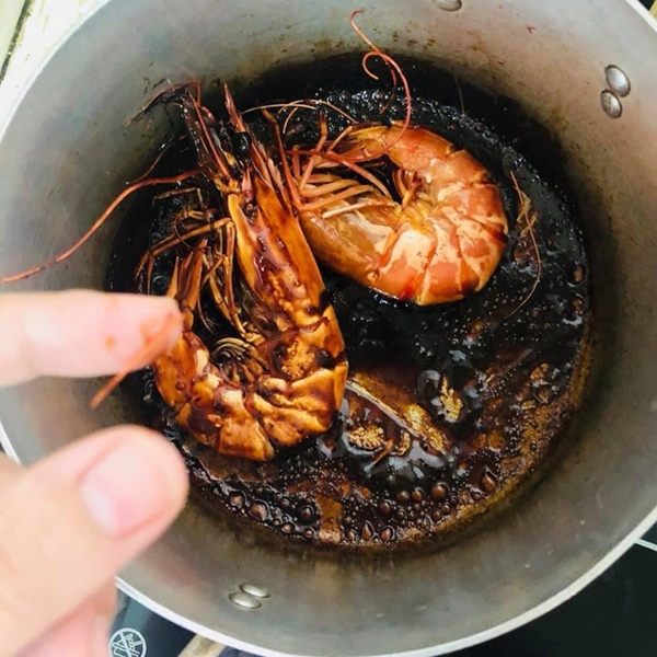 Gái vụng&nbsp;nấu món nào cũng thành ông Táo” đen thui, qua trí tưởng tượng của dân mạng mới thật sự gây bất ngờ-14