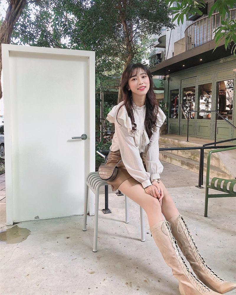 Áo blouse kiểu quý tộc đang được hội chị em sao Hàn mê mệt, bánh bèo là thế nhưng lên đồ lại sang chảnh khó tin-16