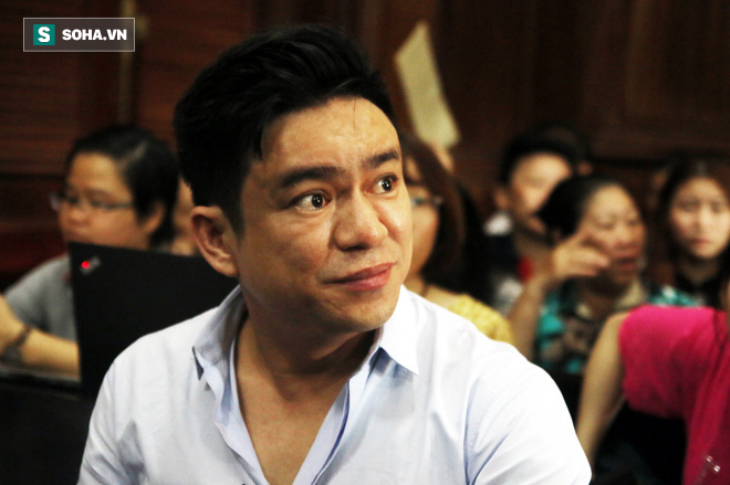 Ông Chiêm Quốc Thái khai bị nhóm 20 người tìm dằn mặt, yêu cầu áp giải nữ bác sĩ bí ẩn-2