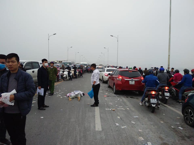 Danh tính nam thanh niên tử vong lúc sáng sớm tại đoạn đường đang sửa trên cầu Vĩnh Tuy-2