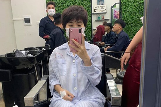 Tâm sự đẫm nước mắt của cô gái 28 tuổi ung thư máu: