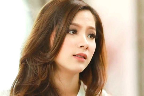 Chị gái bỗng đòi ly hôn với chồng đại gia, mẹ tôi tát cháy mặt nhưng rồi bật khóc nức nở khi đọc tờ giấy nhàu nhĩ chị đưa-2