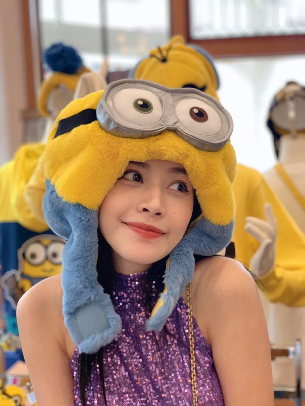 Trở thành nghệ sĩ Việt thứ 2 cán mốc 4 triệu follow trên Instagram, Chi Pu đã có pha ăn mừng cực lầy thế này đây!-7