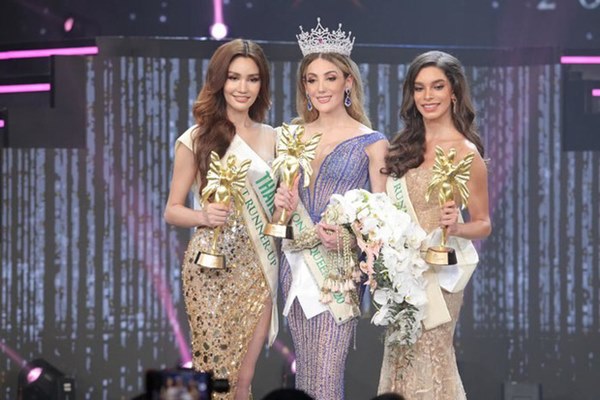 Chân dung Tân Hoa hậu Chuyển giới Mexico 2020: Gương mặt thu hút lạ, body nóng bỏng chẳng kém cạnh Hương Giang!-3