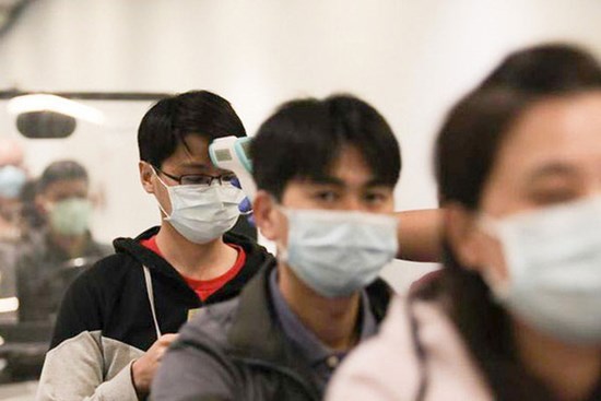 MỚI: 1 trường đại học yêu cầu sinh viên hạn chế di chuyển và KHÔNG rời khỏi Hà Nội