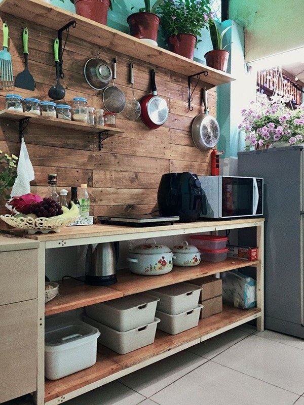 Thương mẹ già lớn tuổi, con gái hô biến hành lang thành căn bếp đẹp như mơ chỉ 3 triệu-6