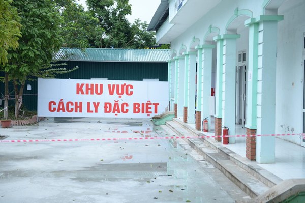 Tâm sự se thắt của những người trong khu cách ly vừa được dỡ bỏ tại Vĩnh Phúc-1