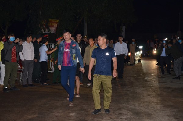 Tâm sự se thắt của những người trong khu cách ly vừa được dỡ bỏ tại Vĩnh Phúc-6