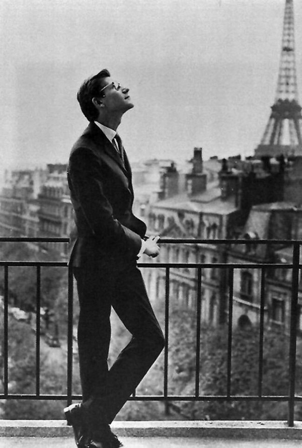 Người đàn ông cực phẩm của làng thiết kế thời trang: Tài năng thiên phú nhưng cuộc đời phủ đầy thăng trầm cùng tình yêu có 1-0-2-2