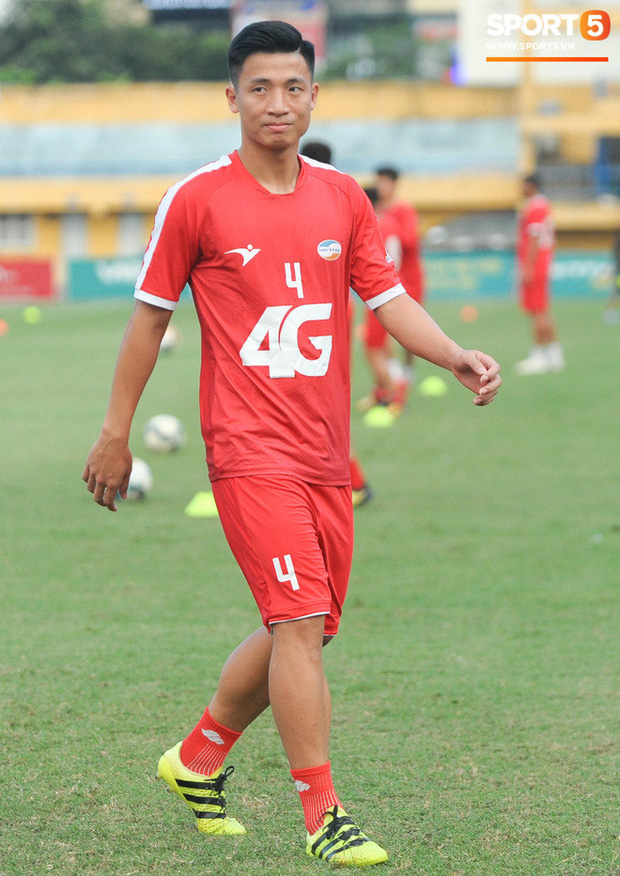 Sau Duy Mạnh và Đình Trọng, người hâm mộ đón thêm tin xấu với chấn thương của Bùi Tiến Dũng-1