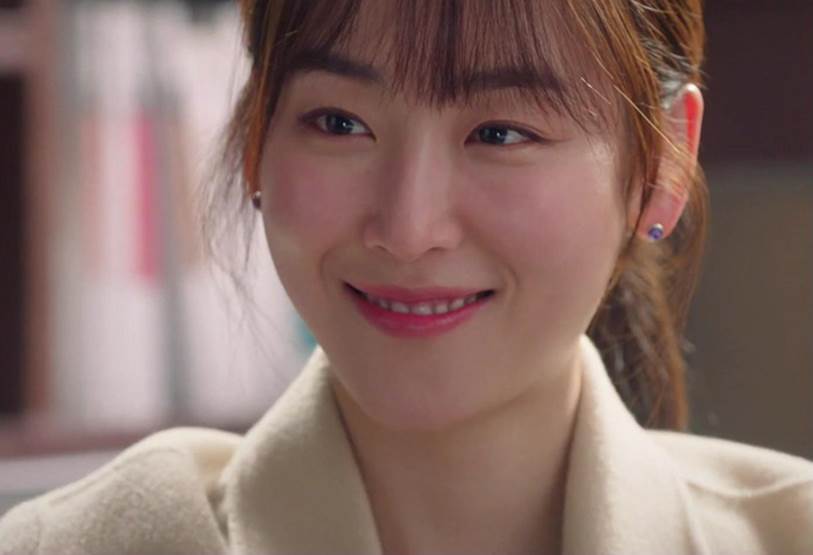 Chị dâu tự dưng tốt tính đột ngột, tôi tưởng chị đã thay đổi cho đến khi vô tình đọc được những dòng nhật kí gây sốc trong điện thoại của chị-1