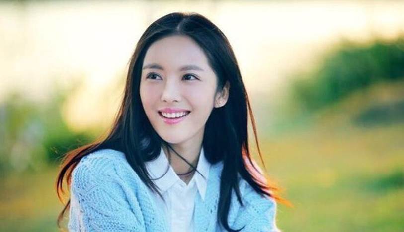 Chị dâu tự dưng tốt tính đột ngột, tôi tưởng chị đã thay đổi cho đến khi vô tình đọc được những dòng nhật kí gây sốc trong điện thoại của chị-2