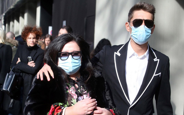 Chị gái của bệnh nhân số 17 ở Việt Nam cũng nhiễm Covid-19, trước đó đã dự loạt show thời trang đình đám tại Milan và Paris-1