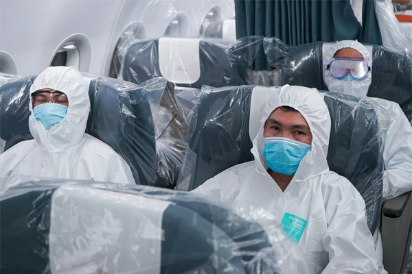 TP.HCM cách ly thêm 2 trường hợp cùng đi trên chuyến bay VN0054-2