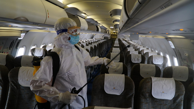 TP.HCM cách ly thêm 2 trường hợp cùng đi trên chuyến bay VN0054-1