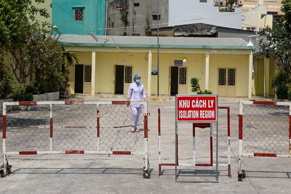 Chở khách đến Trúc Bạch, nam thanh niên chạy Grab bị ho, sốt nghi nhiễm Covid-19-2