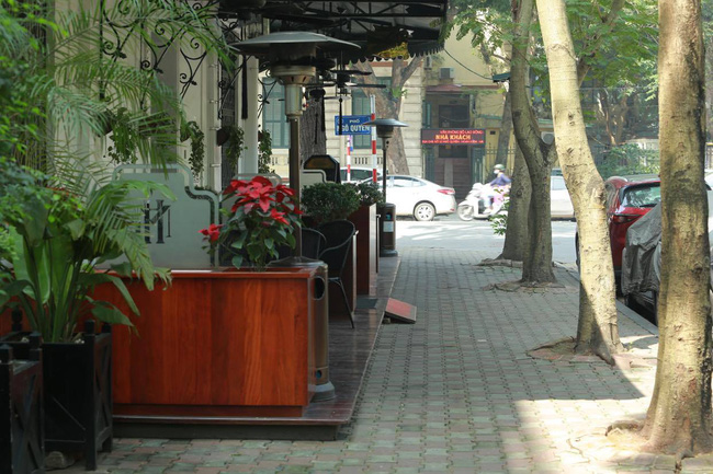 Khách sạn Metropole tạm dừng hoạt động do có hai du khách từng lưu trú tại đây dương tính với Covid-19-8