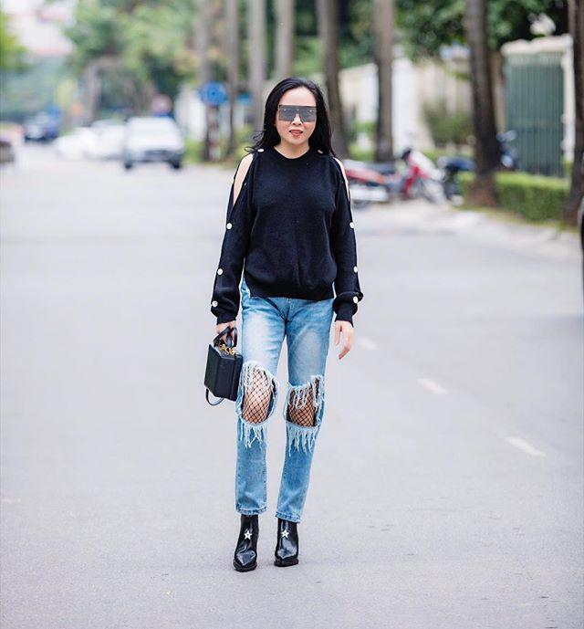Bất chấp tuổi tác, Phượng Chanel vẫn mê diện mốt quần rách tả tơi-13
