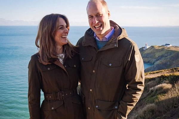 Meghan diện đồ hao hao Gigi Hadid mà đẳng cấp thì khác hoàn toàn, vợ Harry còn bị chê mắc lỗi nội y kém duyên-7