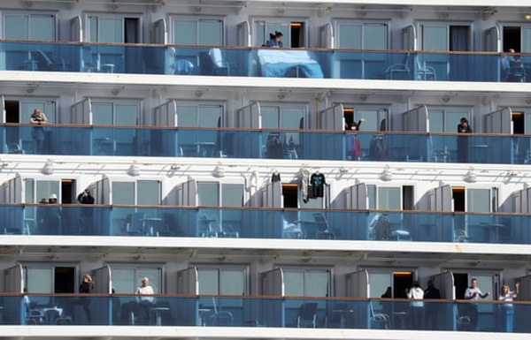 Ký ức từ du thuyền Diamond Princess: Thủy thủ trằn trọc vì tiếng ho khan của đồng nghiệp, chuyên gia dịch tễ cũng sợ mình lây nhiễm virus corona-2