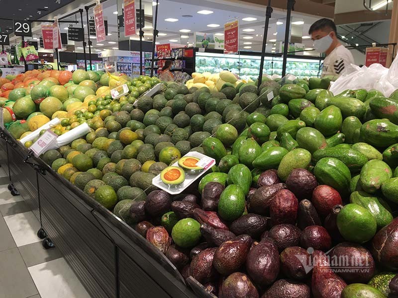 Rau quả, thực phẩm chất như núi, siêu thị vắng khách mua-8