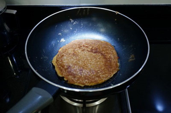 Hô biến mì gói bình dân thành pizza sang chảnh trong nháy mắt, ngon nút lưỡi” luôn-6