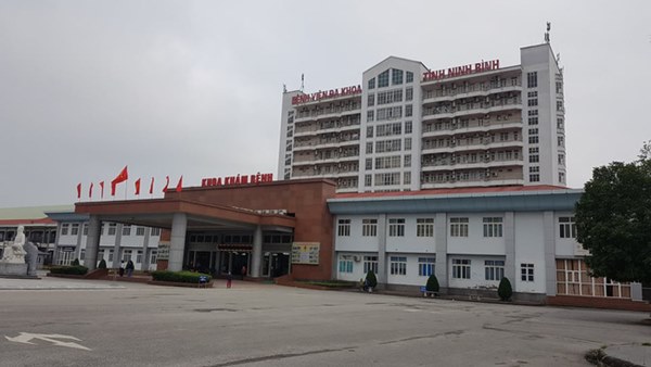 Ninh Bình: Kết quả xét nghiệm Covid-19 của 4 du khách đi cùng chuyến bay với bệnh nhân thứ 17-3