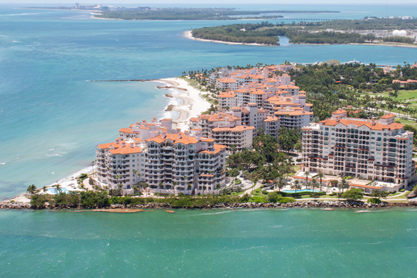 Thiên đường trắng được mệnh danh là hòn đảo đẹp nhất châu Âu-1