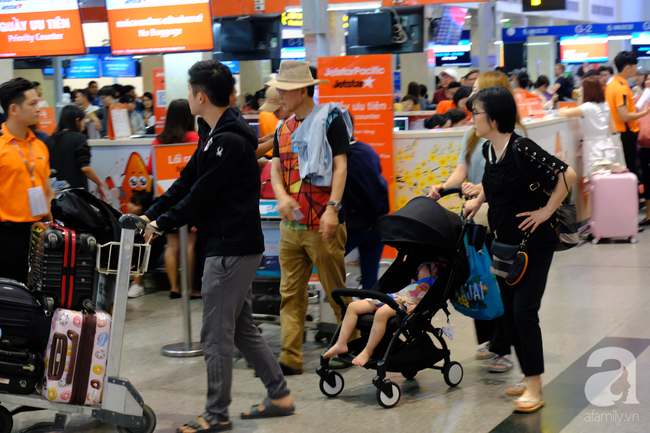 Bình Dương: Đang hát karaoke, cô gái 25 tuổi được đưa vào khu cách ly vì từ Trung Quốc về nước nhưng trốn khai báo y tế-1