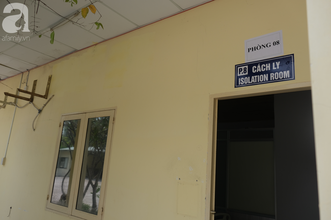 Bình Dương: Đang hát karaoke, cô gái 25 tuổi được đưa vào khu cách ly vì từ Trung Quốc về nước nhưng trốn khai báo y tế-2