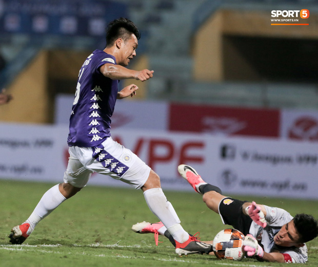 V.League 2020 tiếp tục đá không khán giả, cầu thủ không bắt tay nhau-1