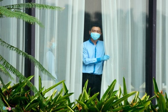 Khoanh vùng, khử khuẩn khách sạn 5 sao có người mắc Covid-19 lưu trú