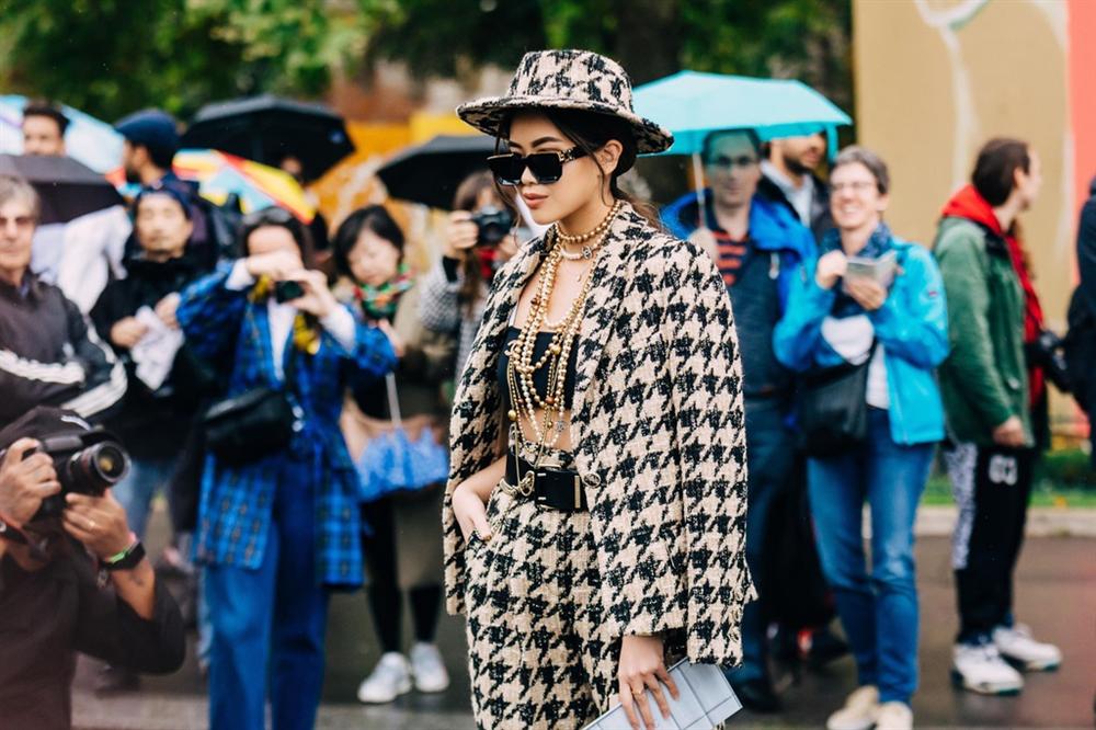 Bóc giá tấm vé dự fashion week của các rich kid và tín đồ thời trang-1