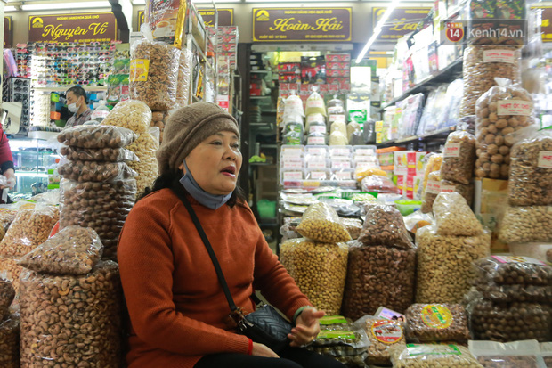 Ảnh: Cảnh tượng đìu hiu tại khu chợ lớn nhất Hà Nội trong mùa dịch Covid-19-5