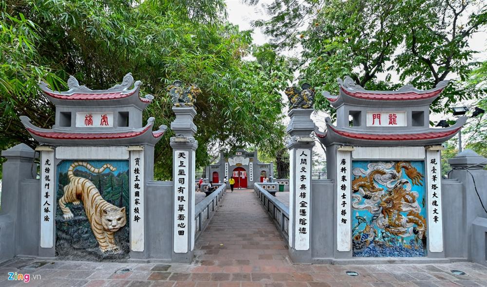 Đường phố Hà Nội vắng như Tết vì dịch Covid-19-8