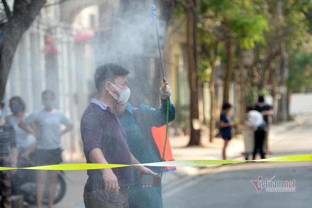 Dù cách ly, Trúc Bạch bình yên không thiếu thứ gì-4