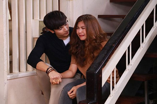 Tình cờ gặp cô bạn học chung hồi cấp 2, tôi chết điếng khi phát hiện ra quá khứ của chồng và đứa con mà tự tay tôi chăm bẵm bấy lâu nay-2