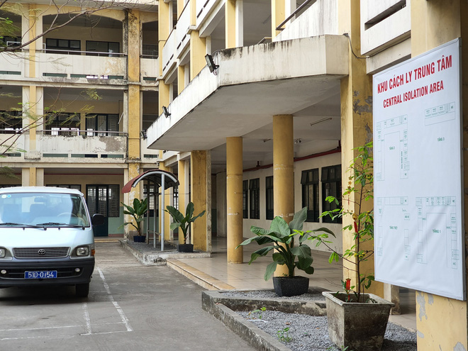 Cận cảnh khu cách ly tập trung ở quận 2, nơi Vũ Khắc Tiệp đang theo dõi sức khỏe khi trở về từ vùng dịch Italia-3