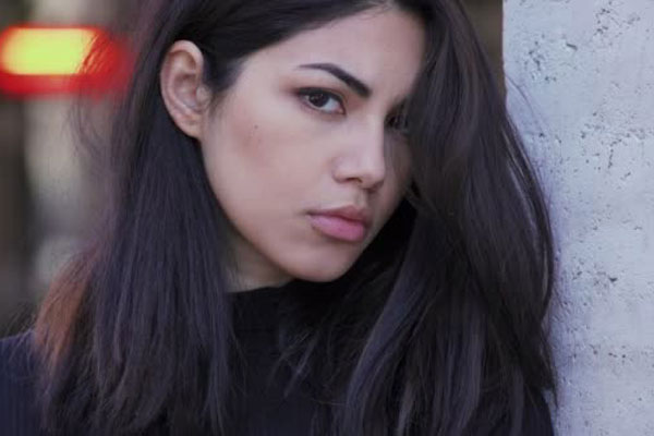 Kết hôn 4 năm, chồng không chịu cho mang thai mà nhà chồng cũng chẳng giục giã sinh con, tôi hoang mang mãi đến khi nghe được câu khấn của bố chồng trong đám giỗ-3