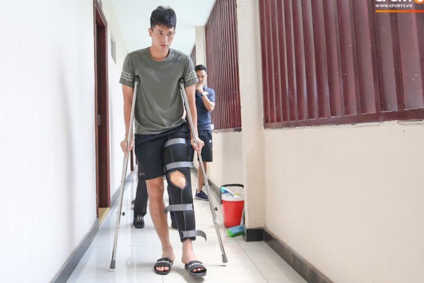 Đình Trọng tái phát chấn thương: Tại thầy Park, hay tại ai?-3