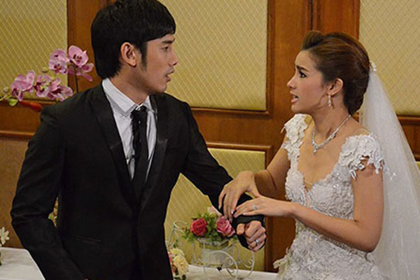 Ăn hỏi xong xuôi thì phát hiện chồng sắp cưới qua đêm với người quen, ngang nhiên thách cô dâu dám bỏ khi sự đã rồi và cái kết bất ngờ-3