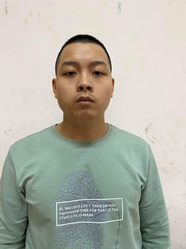 Hà Nội: Giải quyết mâu thuẫn giúp bạn gái, 3 thanh niên chém chết người đi đường-1