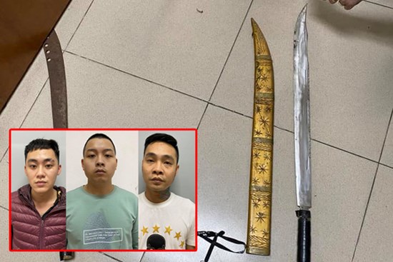 Hà Nội: Giải quyết mâu thuẫn giúp bạn gái, 3 thanh niên chém chết người đi đường